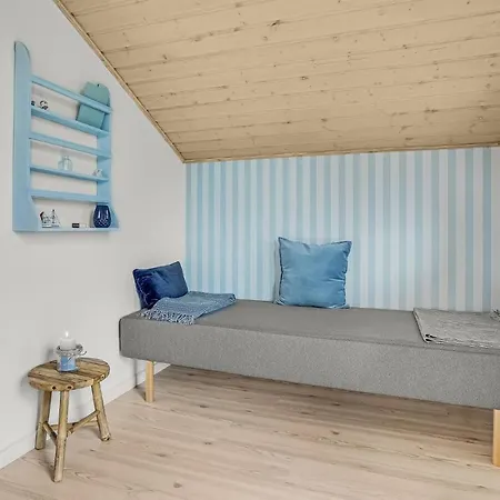 1 Bedroom Cozy In